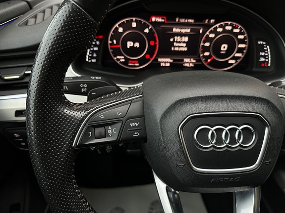 Audi Q7 14 of 30