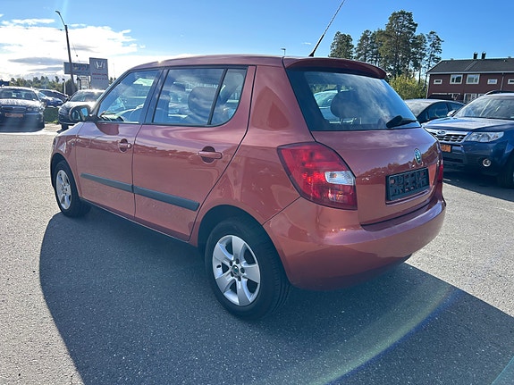 Skoda Fabia 9 of 30