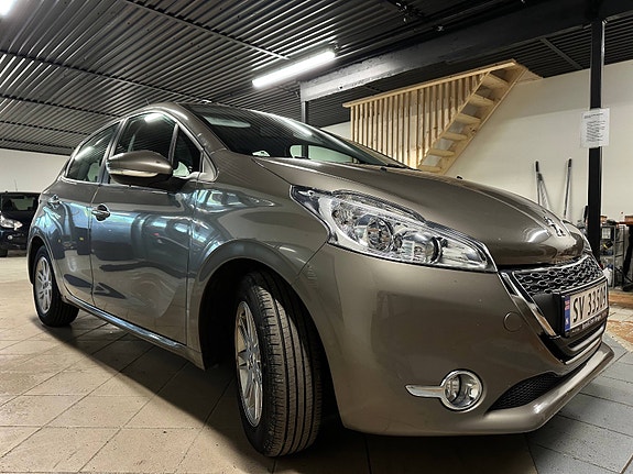 Peugeot 208 6 of 25
