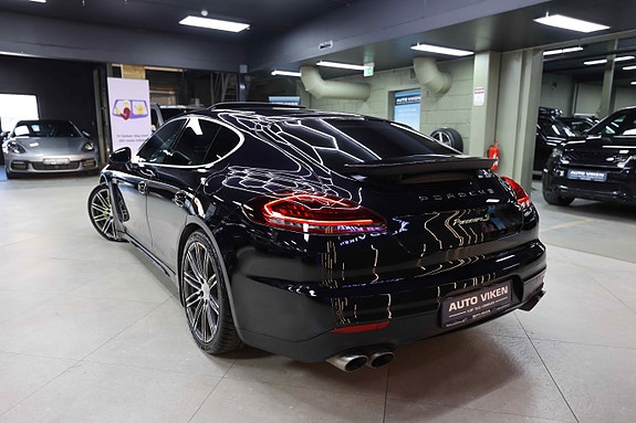Porsche Panamera 6 of 30