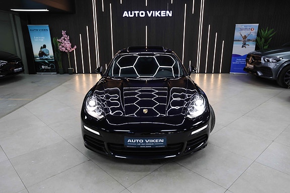 Porsche Panamera 11 of 30