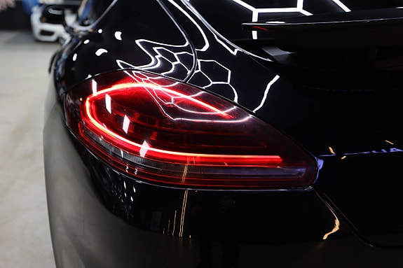 Porsche Panamera 19 of 30