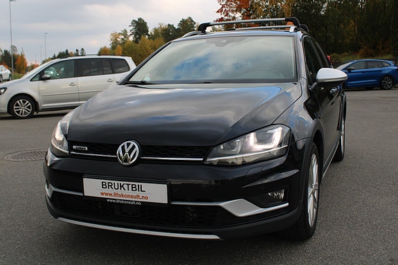 Volkswagen Golf Alltrack 29 of 30