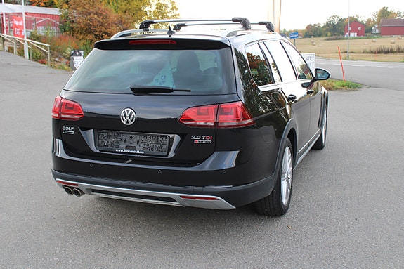 Volkswagen Golf Alltrack 5 of 30