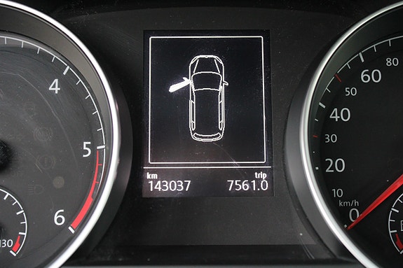 Volkswagen Golf Alltrack 22 of 30
