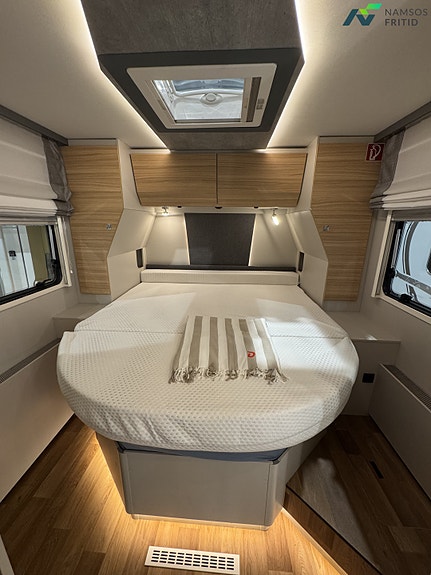 Dethleffs Pulse I 7051 | ALDE | Queenbed | Automat | Høy nyttelast | Senkeseng 23 of 27