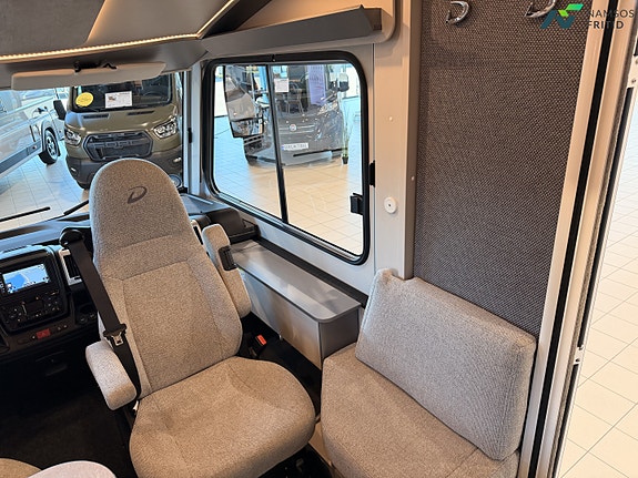 Dethleffs Pulse I 7051 | ALDE | Queenbed | Automat | Høy nyttelast | Senkeseng 13 of 27
