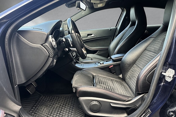 Mercedes-Benz A180 16 of 30