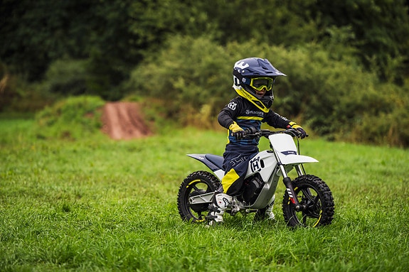 Husqvarna EE 2 Cross/Lek med eldrift - PÅ VEI INN! 29 of 30