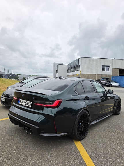 BMW M3 9 of 13