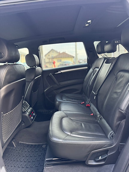 Audi Q7 18 of 30