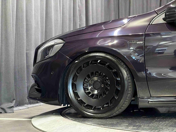 Mercedes-Benz A45 7 of 30