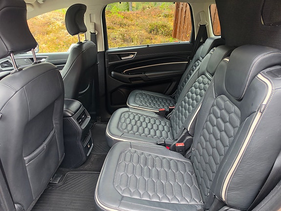 Ford S-MAX 10 of 19