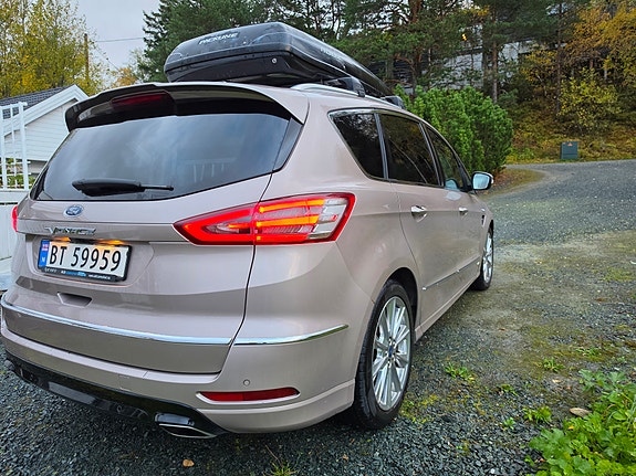 Ford S-MAX 5 of 19