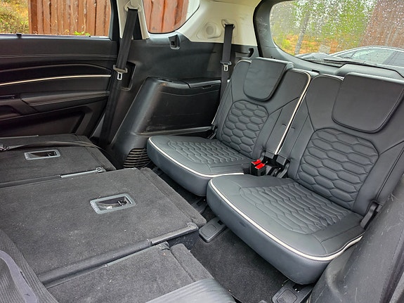 Ford S-MAX 14 of 19