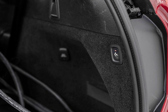 Volvo XC90 24 of 30
