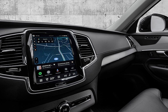 Volvo XC90 18 of 30