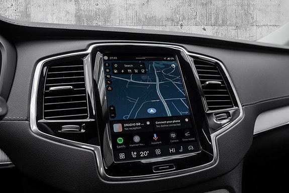 Volvo XC90 19 of 30