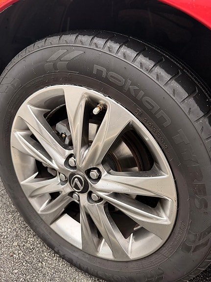 Lexus CT200h 4 of 7