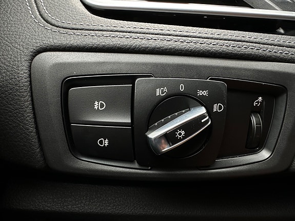 BMW 218d 17 of 30