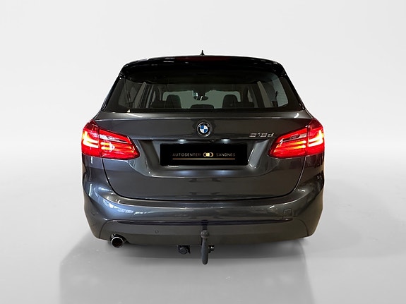 BMW 218d 6 of 30