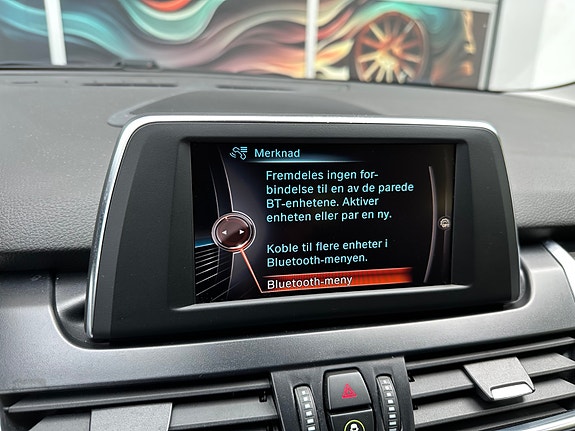 BMW 218d 21 of 30