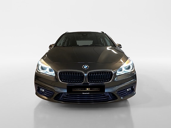 BMW 218d 2 of 30