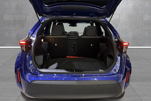 Toyota Yaris Cross 18 of 23