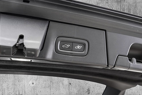 Volvo V90 25 of 29