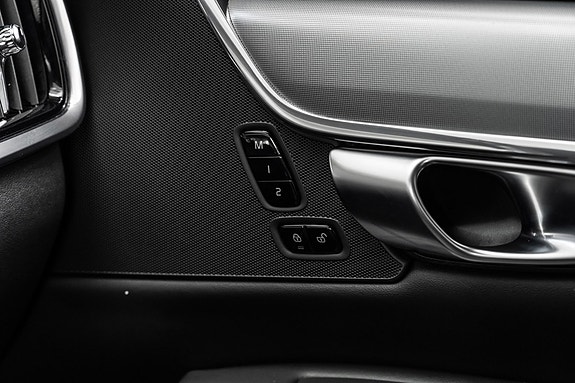 Volvo V90 23 of 29