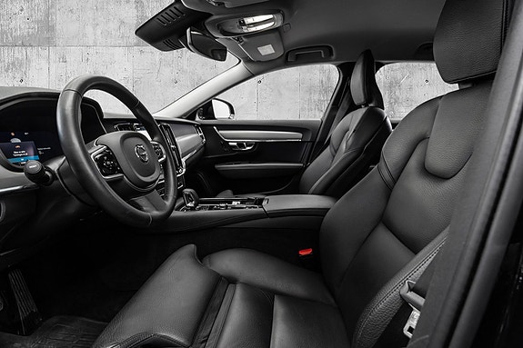 Volvo V90 10 of 29