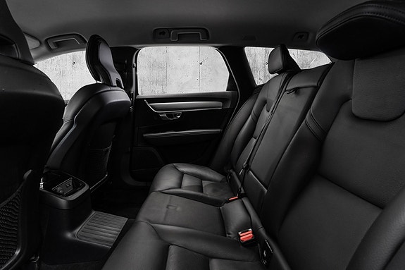 Volvo V90 13 of 29