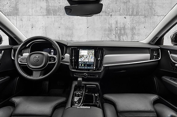 Volvo V90 14 of 29