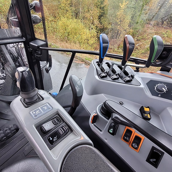 Valtra A134 21 of 30
