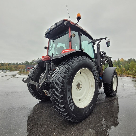 Valtra A134 8 of 30