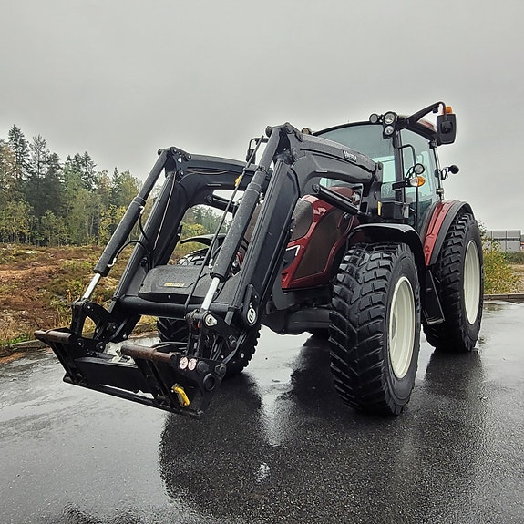 Valtra A134 4 of 30