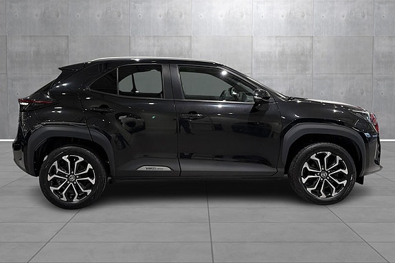 Toyota Yaris Cross 6 of 22