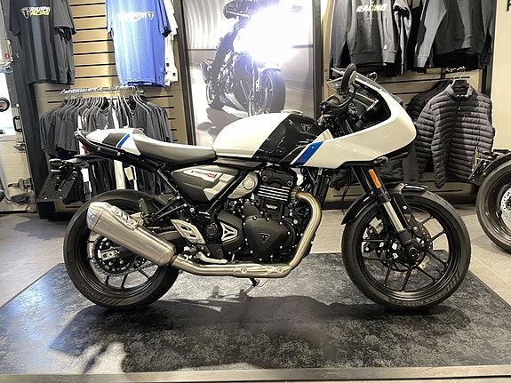 Triumph Truxton 400