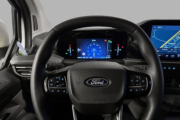 Ford Transit Custom 8 of 17