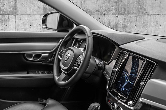 Volvo V90 23 of 26