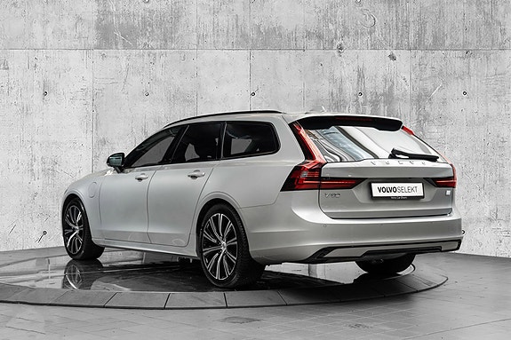Volvo V90 5 of 26