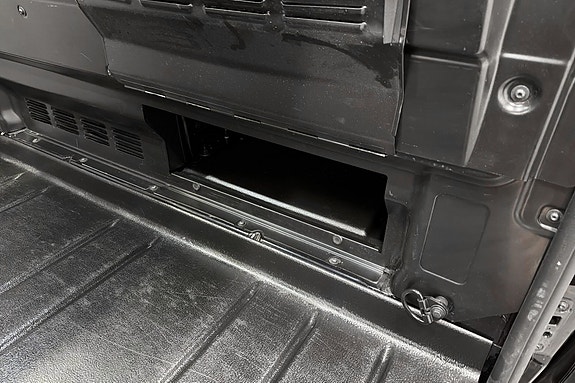 Ford Transit Custom 13 of 22