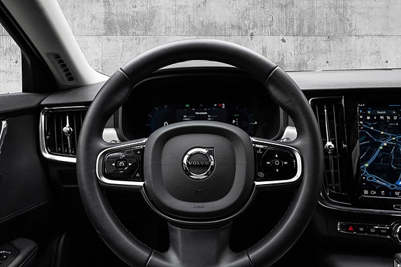 Volvo V90 15 of 28