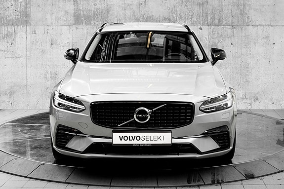 Volvo V90 3 of 28