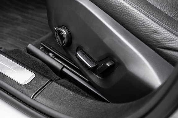 Volvo V90 24 of 28