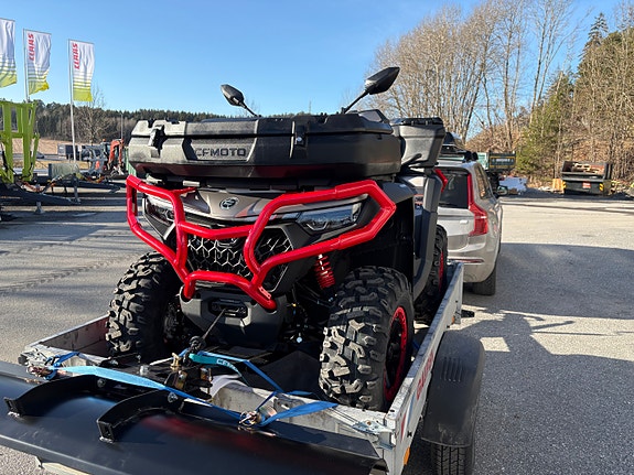 CFMOTO CForce 1000 Touring Pro ABS 2 of 3