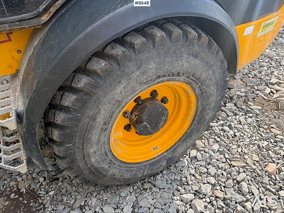 JCB 409 T4 Hjullaster m/ Skuffe – 2052 timer! 13 of 24