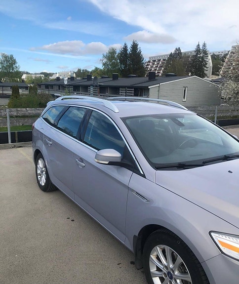 Ford Mondeo 15 of 21