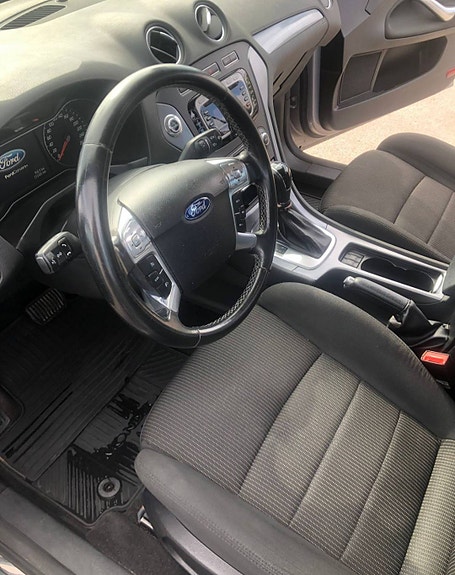 Ford Mondeo 12 of 21