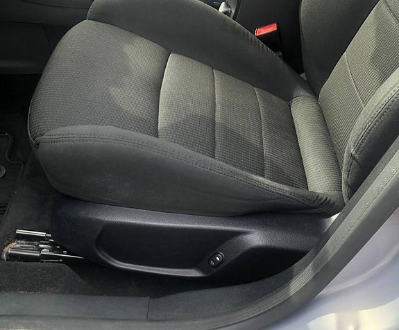 Ford Mondeo 9 of 21